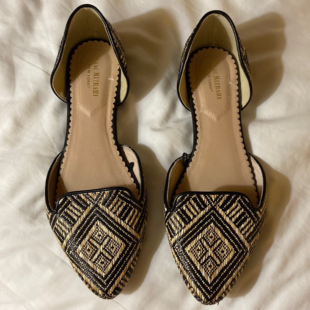 Isaac Mizrahi New York woven black flats size 9.5
